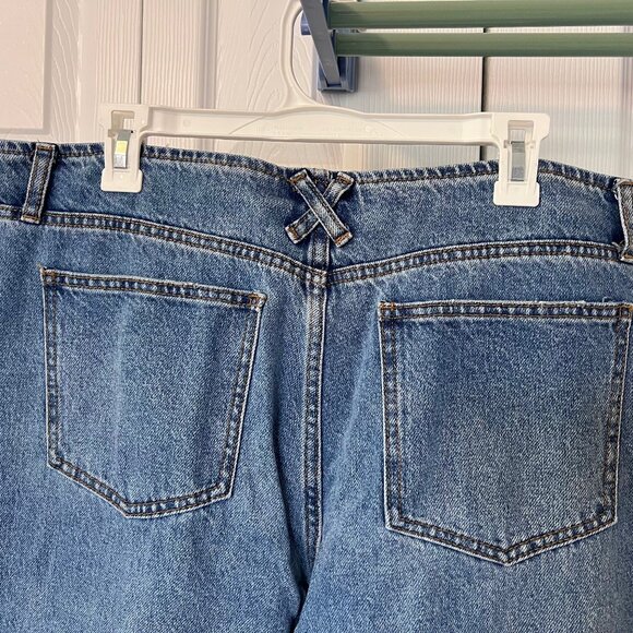 Women's Future Collective Mid-Rise Wide Leg Medium Wash Jeans 16 - Picture 7 of 11
